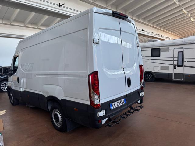 IVECO DAILY FURGONE 3520L H2 BLUE