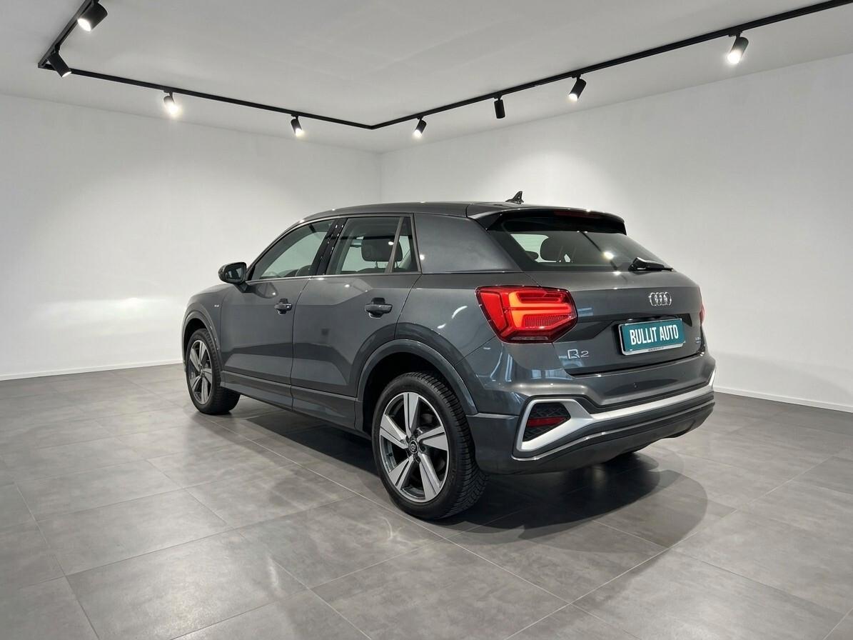 Audi Q2 30 TDI S tronic Identity Black