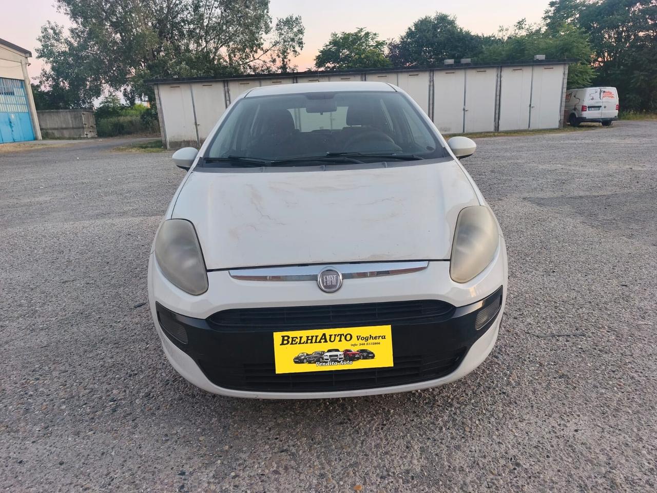 Fiat Punto 2011----1.2 Benzina Neopatentati