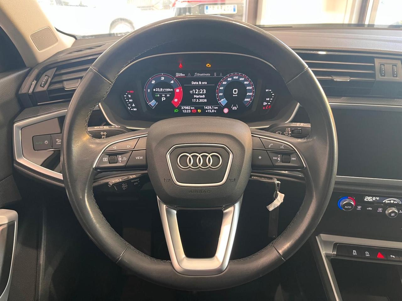 Audi Q3 35 TDI S tronic line edition