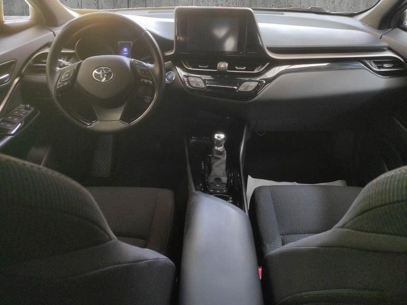 Toyota C-HR 1.8h Lounge 2wd e-cvt my18