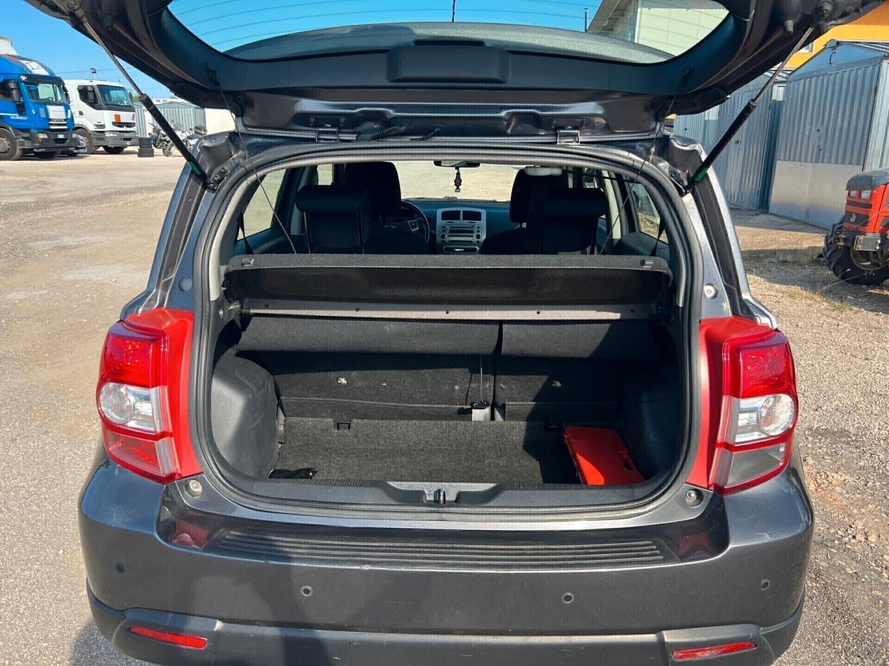 Toyota Urban Cruiser Urban Cruiser 1.4 D-4D AWD Sol