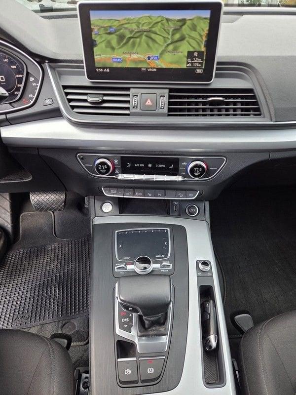 Audi Q5 50 TFSI e Business quattro S tronic