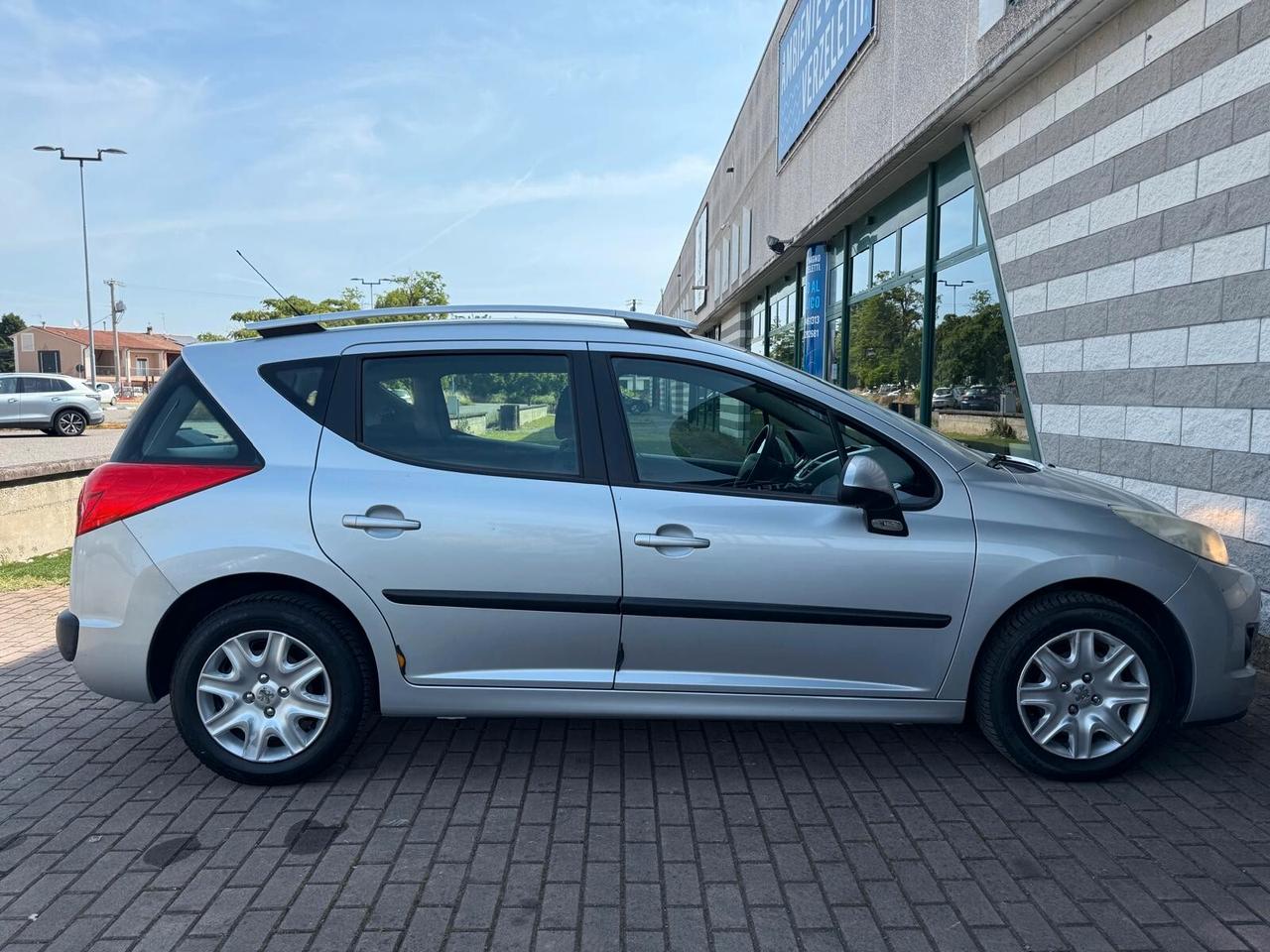 Peugeot 207 1.4 8V 75CV SW Energie Sport ECO GPL