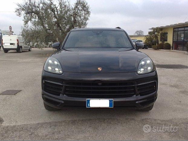 Porsche Cayenne 3.0 V6 E-Hybrid - 2018