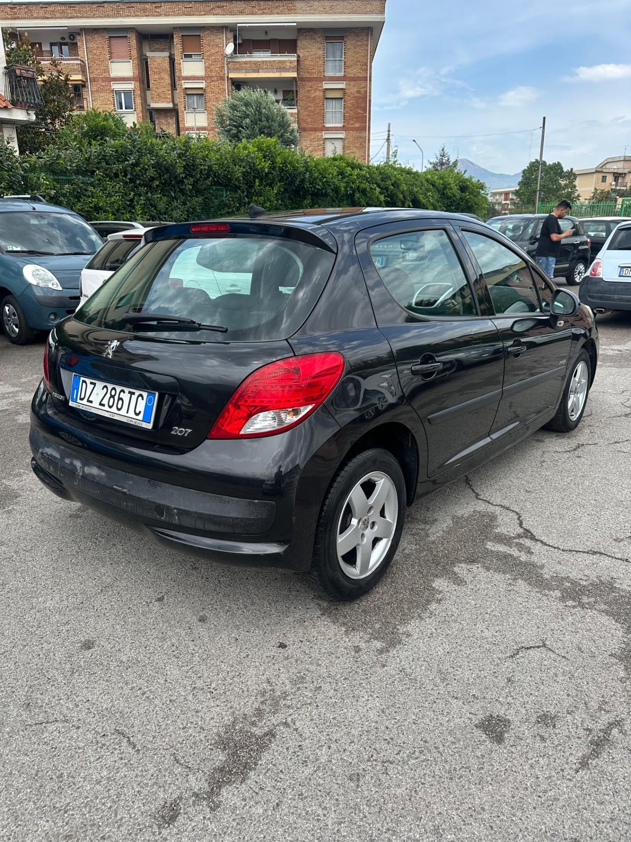 Peugeot 207 1.4 VTi 95CV 5p. XS