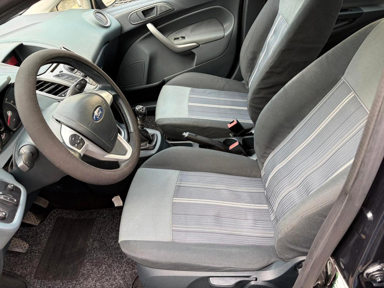 Ford Fiesta 1.2 82 CV 5 porte Titanium*NEOPATENTATI*CLIMA