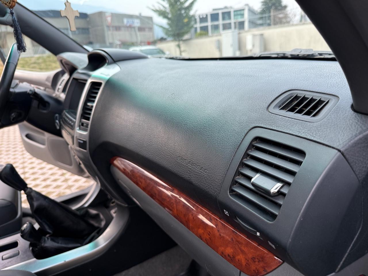 Toyota Land Cruiser 3.0 D manuale 8 posti 5 porte