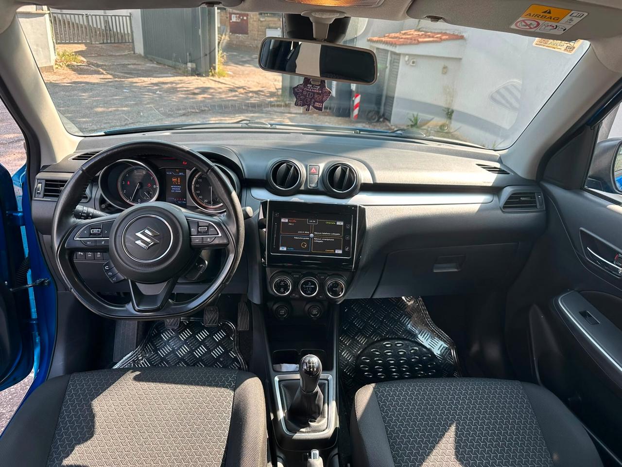 Suzuki Swift 1.2 Hybrid Top