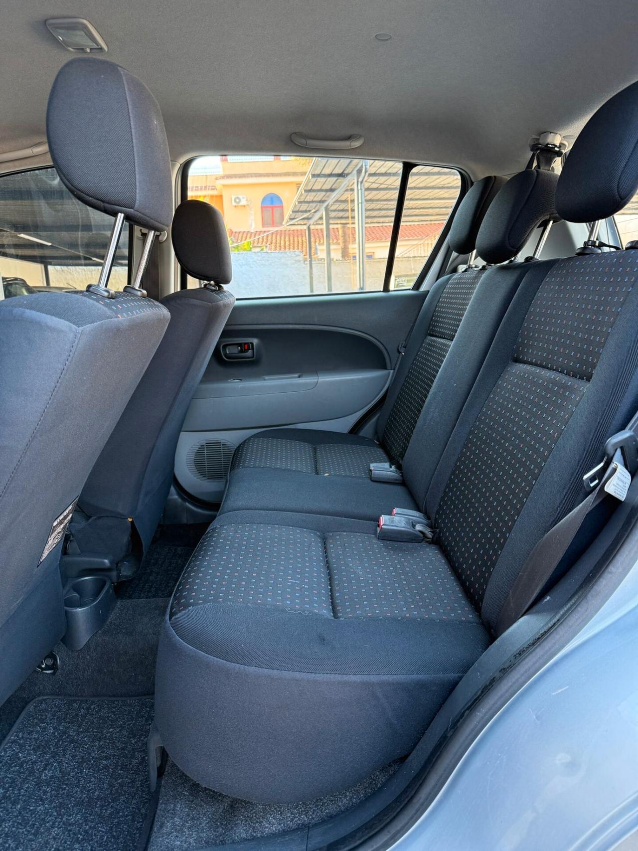 Daihatsu Sirion 1.0 Hiro Green Powered