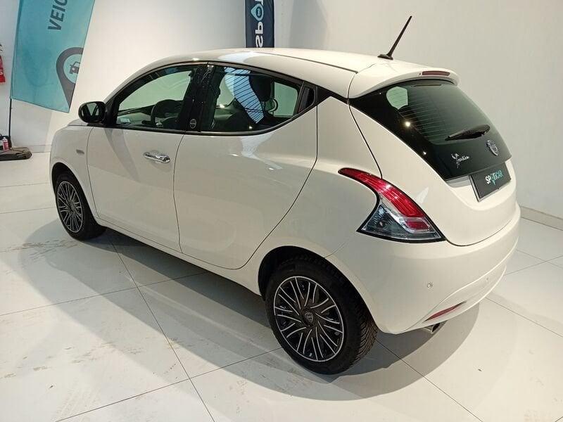 Lancia Ypsilon 1.2 69 CV 5 porte GPL Ecochic Gold