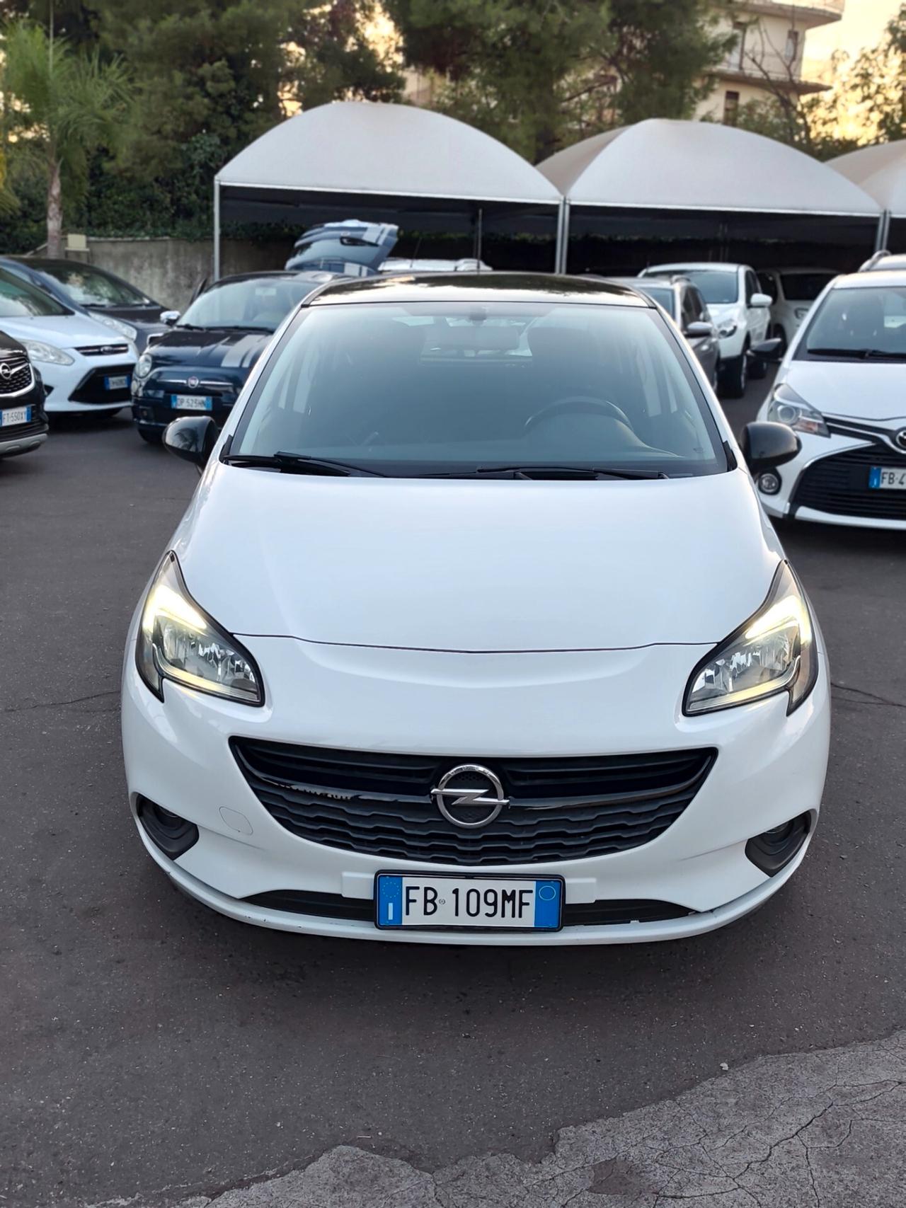 Opel Corsa 1.2 5 porte b-Color
