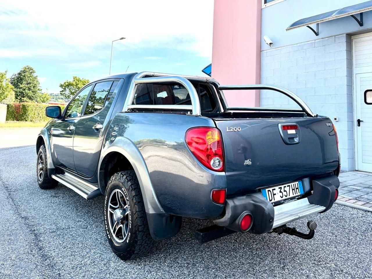 Mitsubishi L200 2.5 DI-D/136CV Double Cab