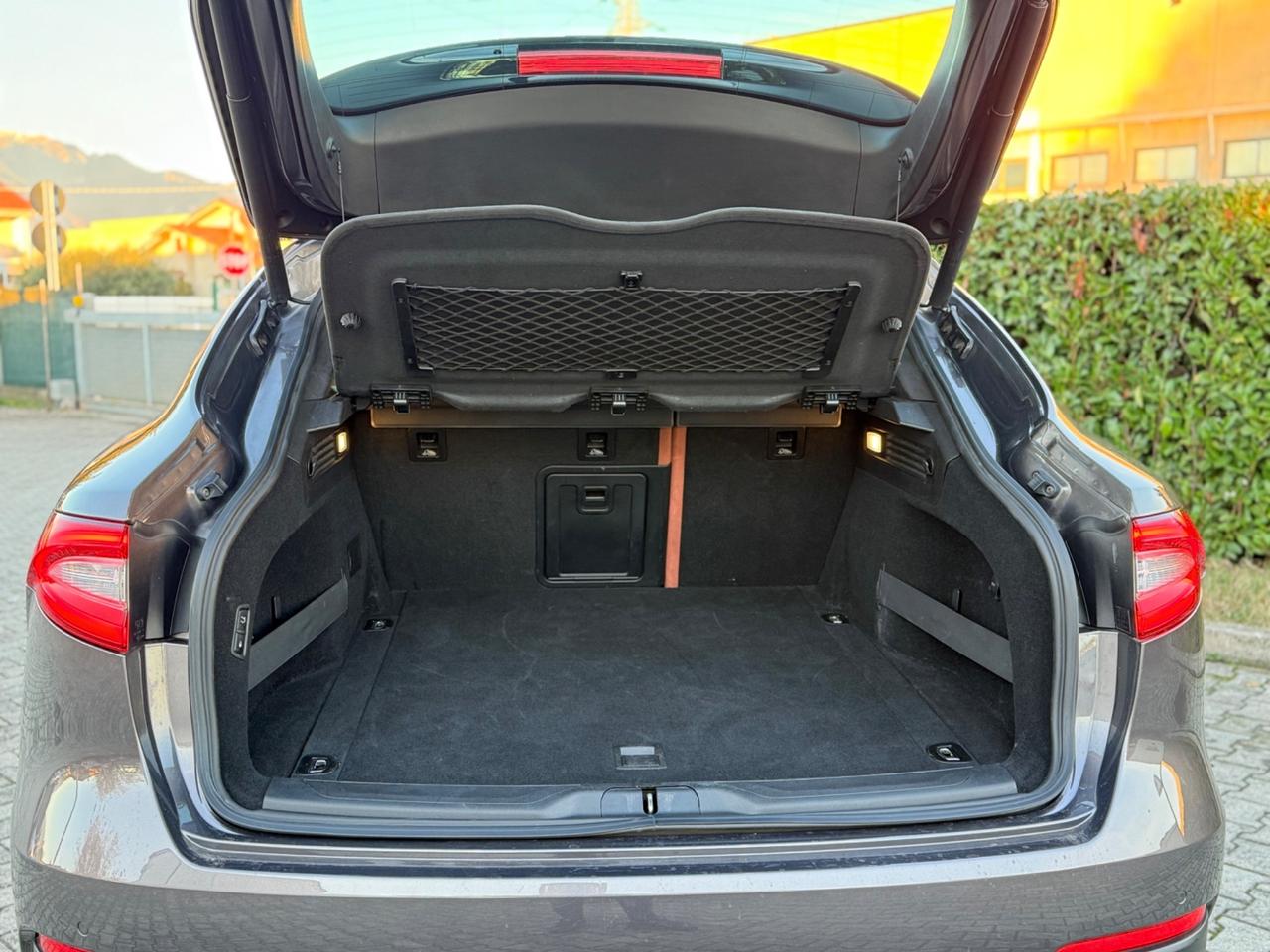 Maserati Levante 3.0 V6 250CV AWD