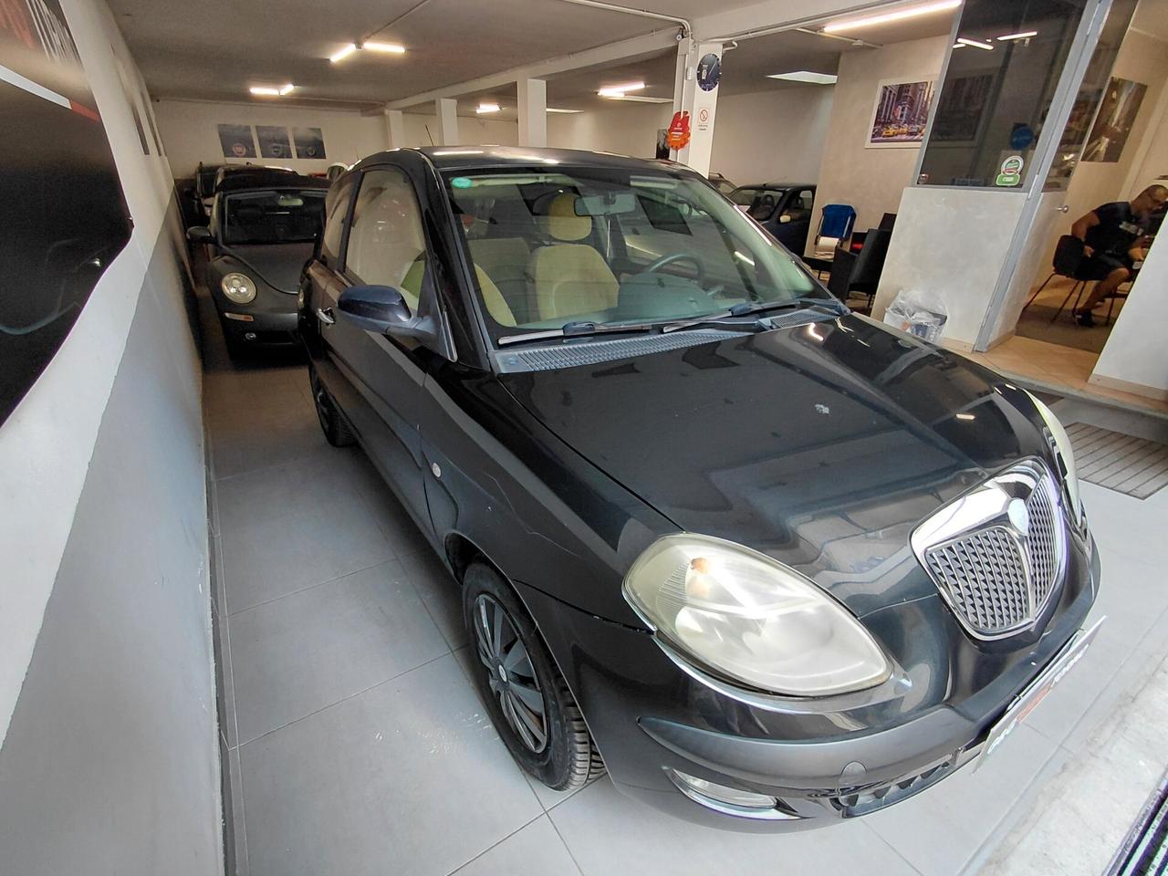 Lancia Y 1.2i 16V cat Unica