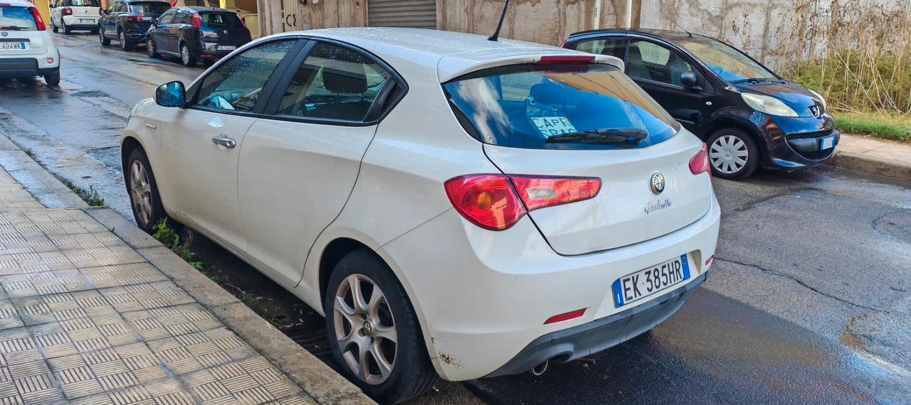 Alfa Romeo Giulietta 1.6 JTDm-2 105 CV Exclusive