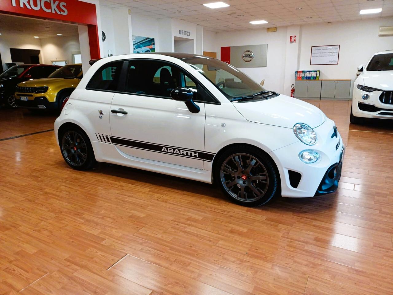 Abarth 595 COMPETIZIONE SABELT