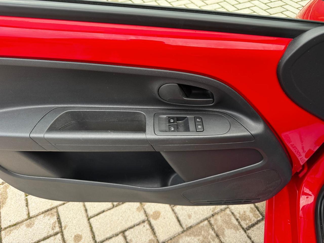 Volkswagen up! 1.0 5p. move