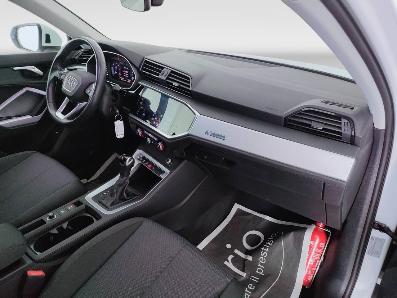 AUDI Q3 I 2019 Sportback - Q3 Sportback 35 2.0 tdi S line edition s-tronic