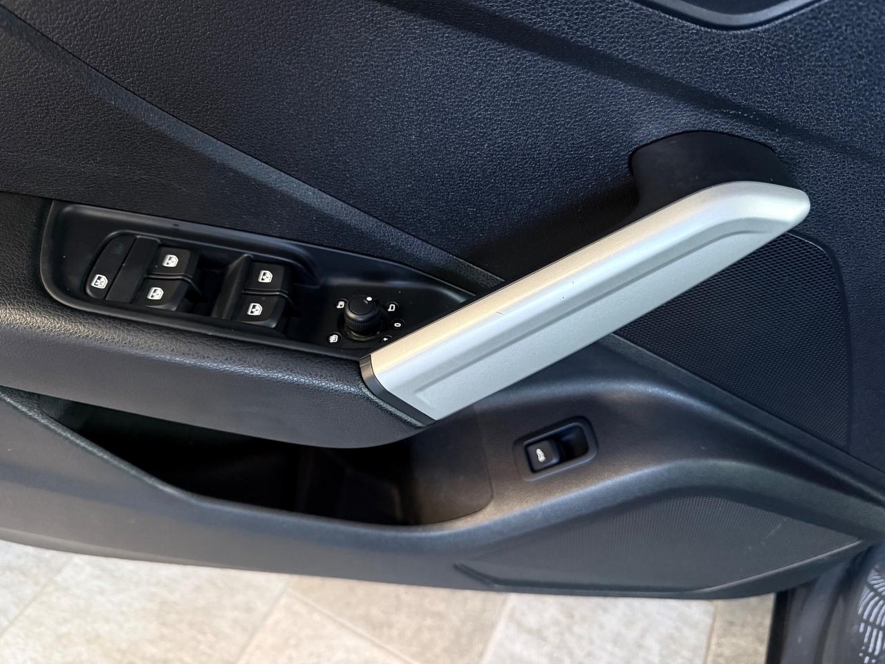 Audi Q2 1.6 TDI S LINE UNICO PROPRIETARIO FULL OPTIONAL