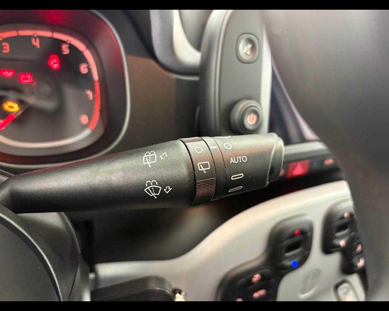 FIAT Panda 1.0 firefly hybrid Garmin s&s 70cv 5p.ti