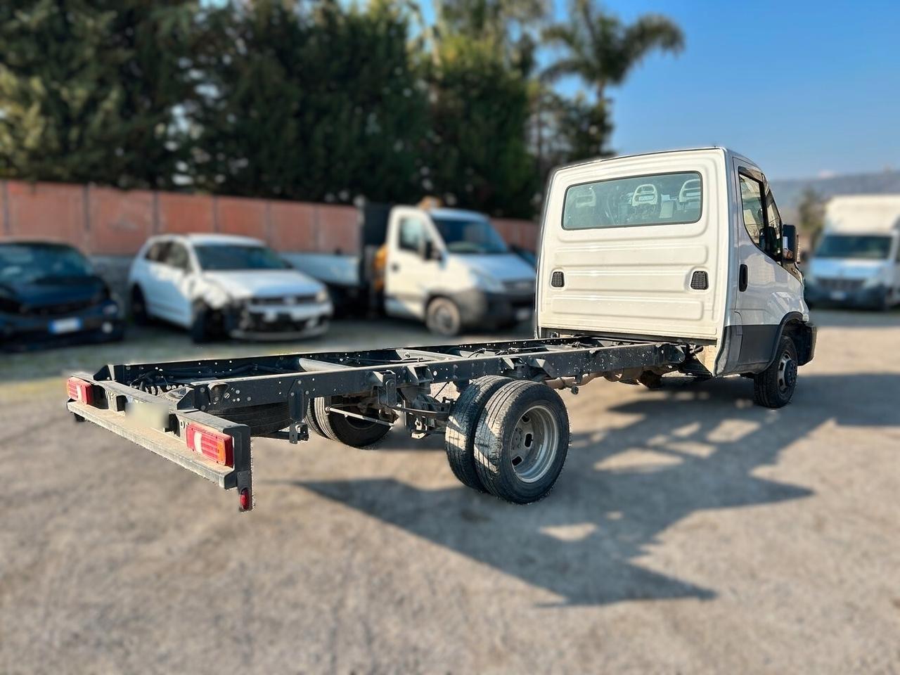 Iveco Daily 35-160 - 2022 Incidentato