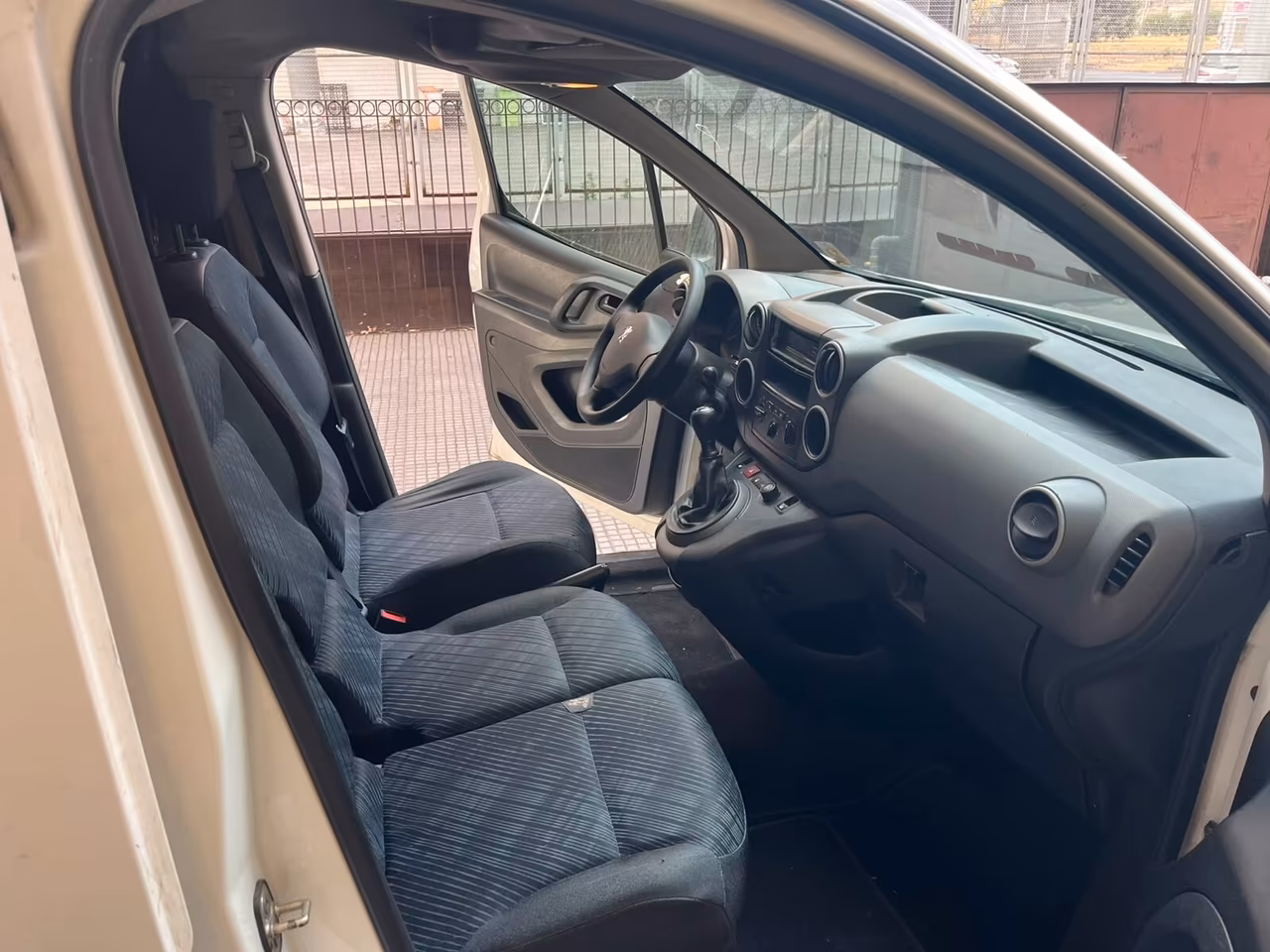 Peugeot Partner 1.6 HDi 90CV Pianale Cabinato