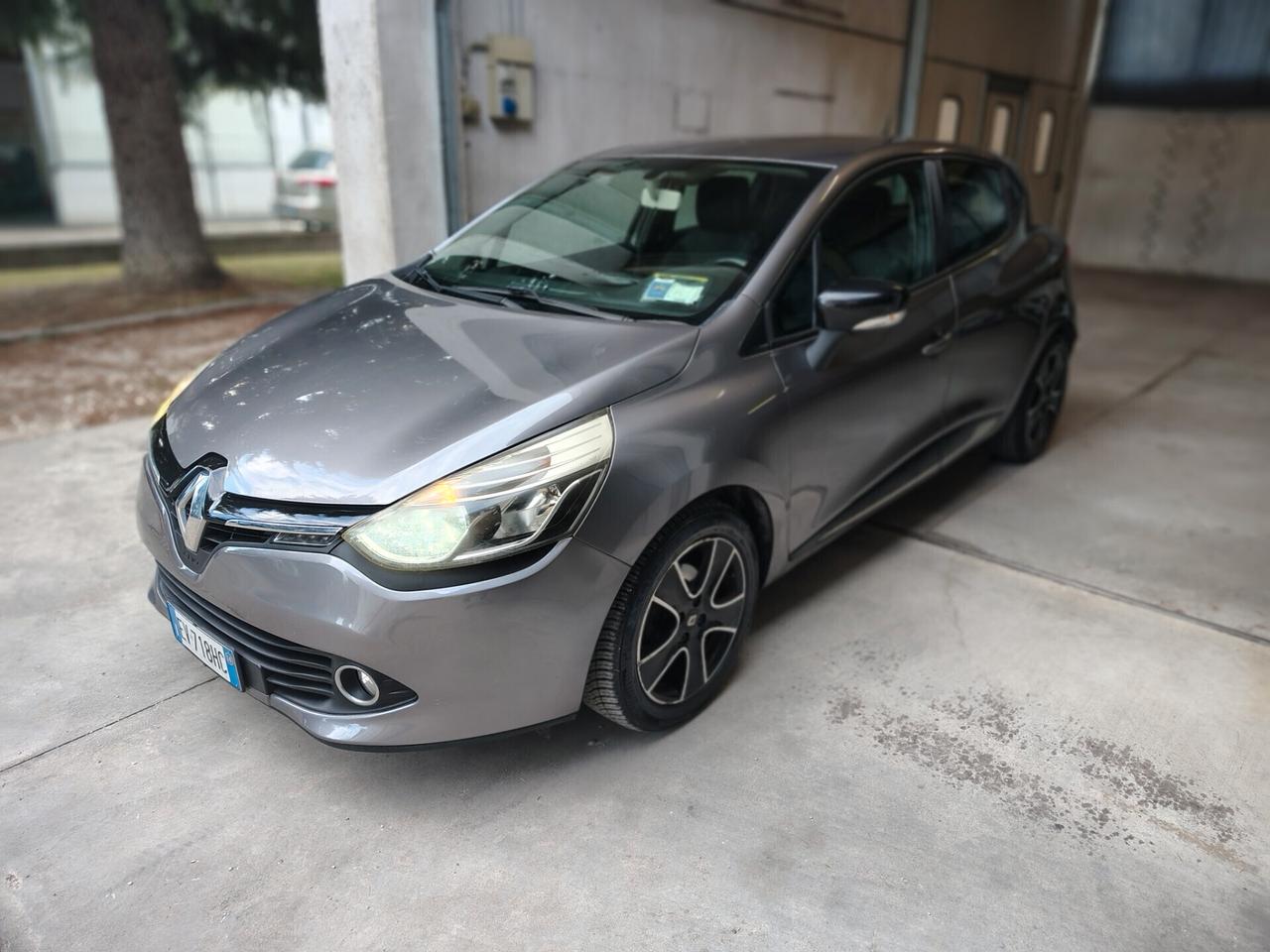 Renault Clio 1.5 dCi 8V 75CV 5 porte Costume National