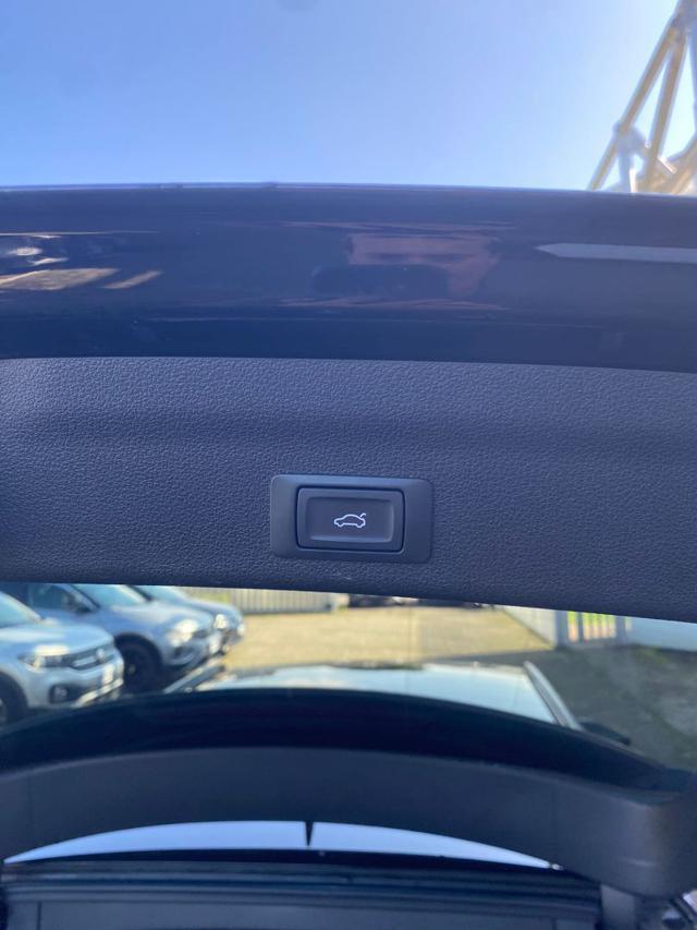 AUDI A6 Avant 40 2.0 TDI S tronic S-Line