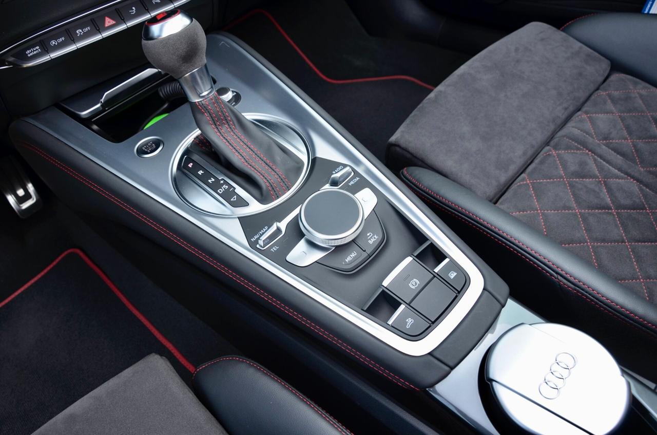 AUDI TT ROADSTER 40 2.0 TFSI S-TRONIC S-LINE COMPETITION PLUS 197cv, GARANZIA UFF BMW, SERVICE AUDI, EURO 6D, 20", NAVI, PERMUTE
