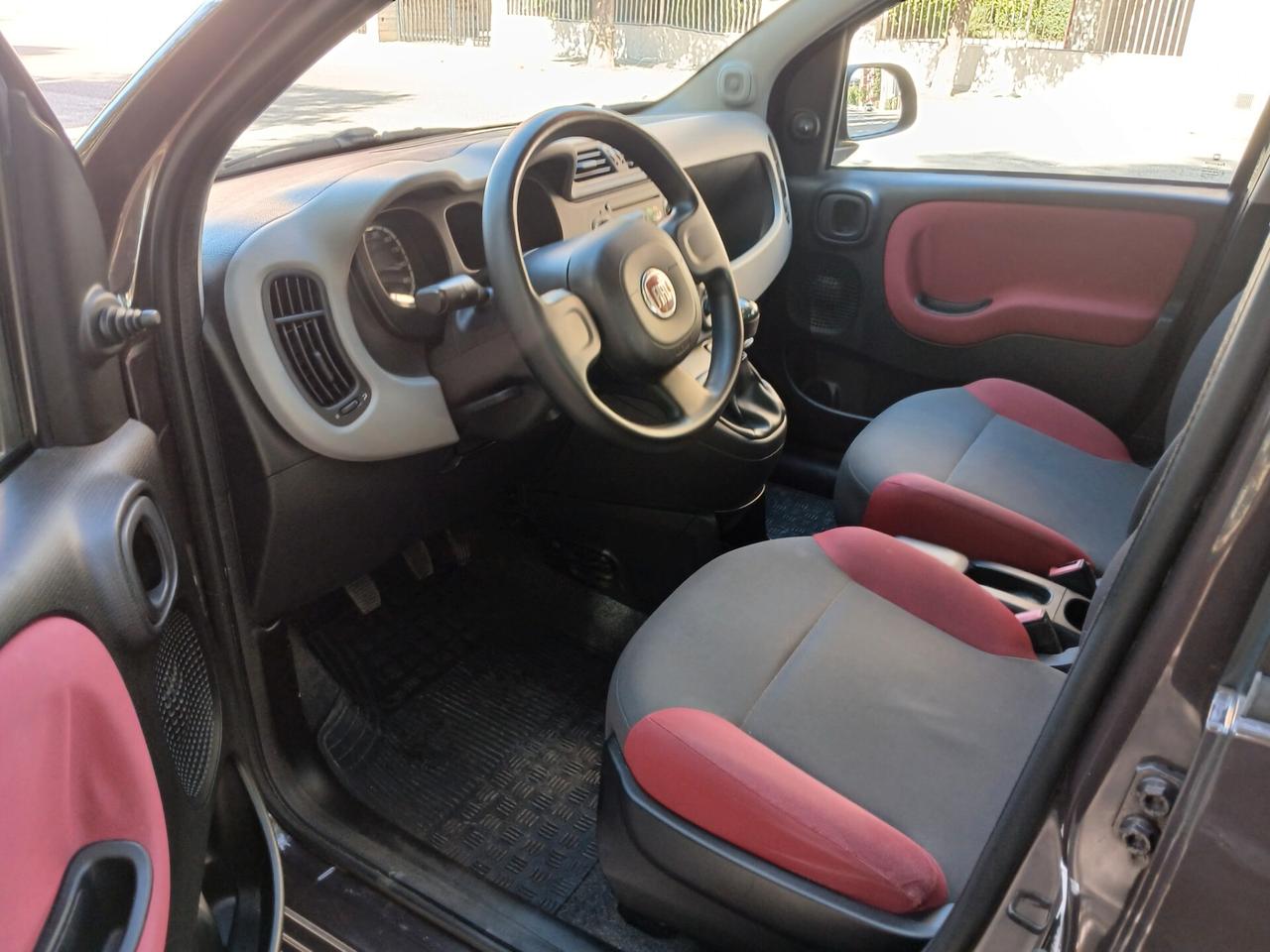 Fiat Panda 0.9 TwinAir Turbo Natural Power Lounge