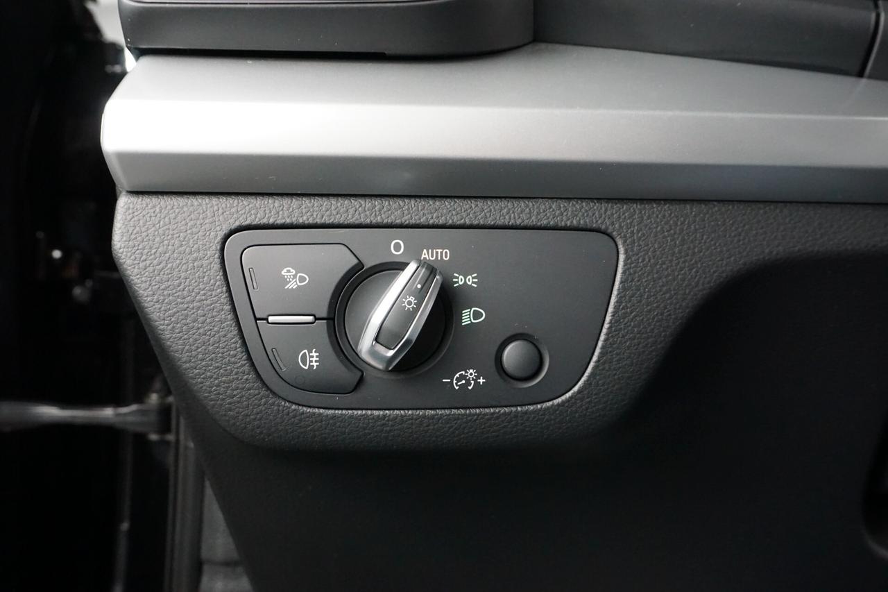 Audi Q5 30 TDI S tronic Business