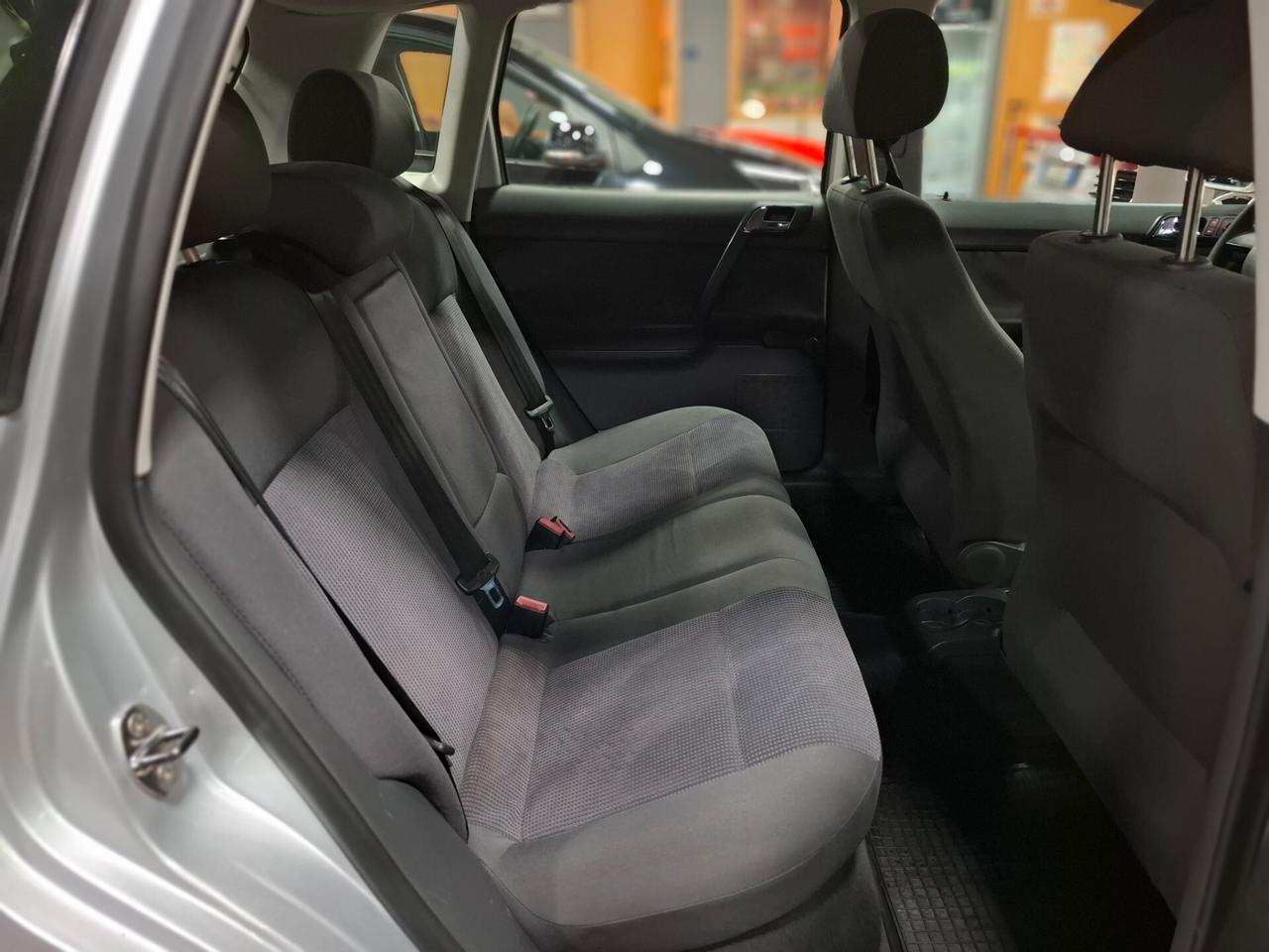 Volkswagen Polo 1.4 benzina Neopatentato