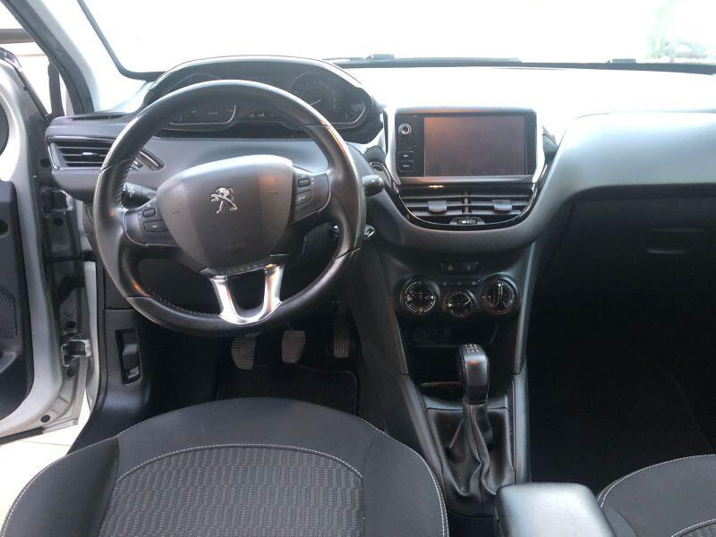 Peugeot 208BlueHDi 75cv anno 2017