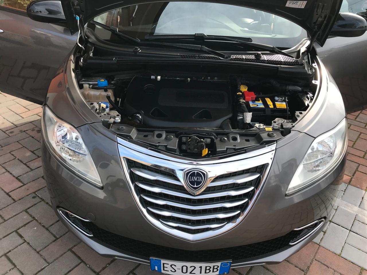 Lancia Ypsilon METANO -BENZINA