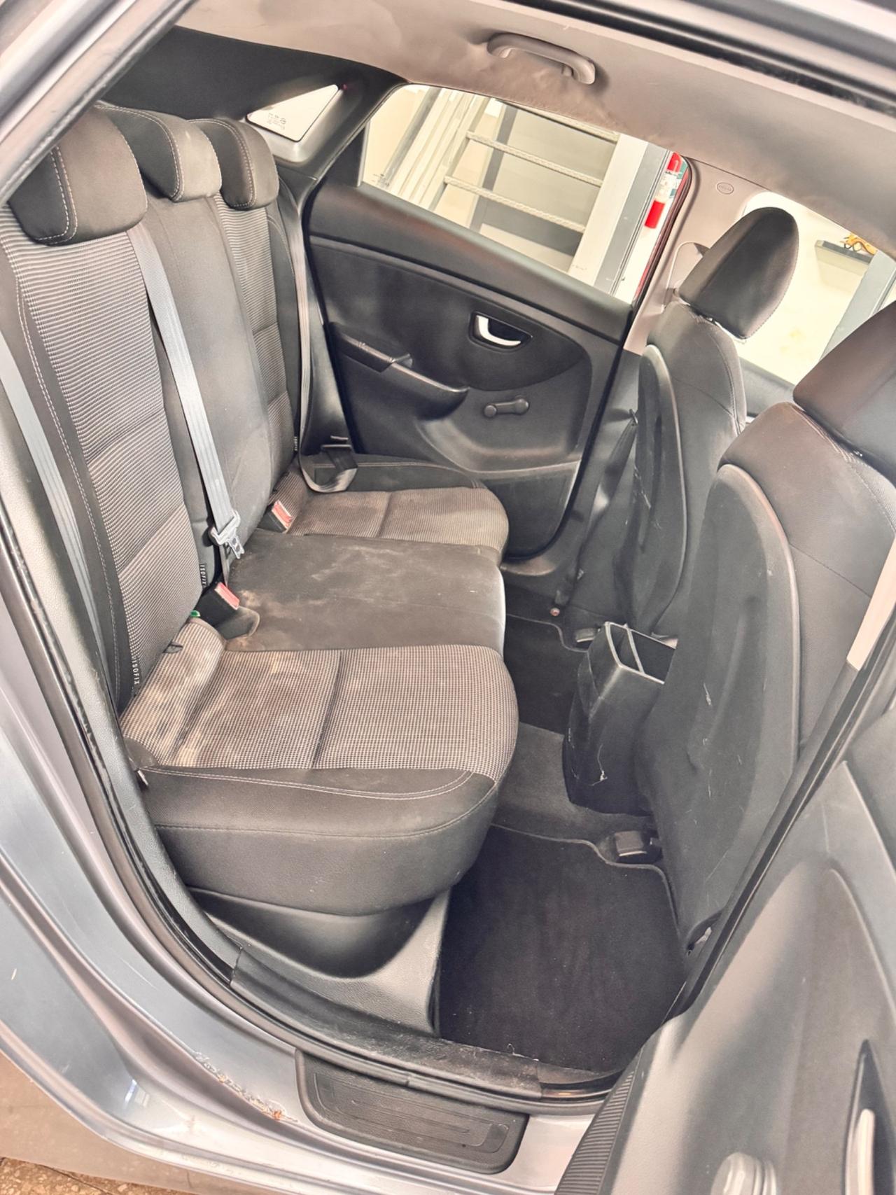 Hyundai i30 1.4 CRDi 90 Cv 5 Porte Classic - 2012