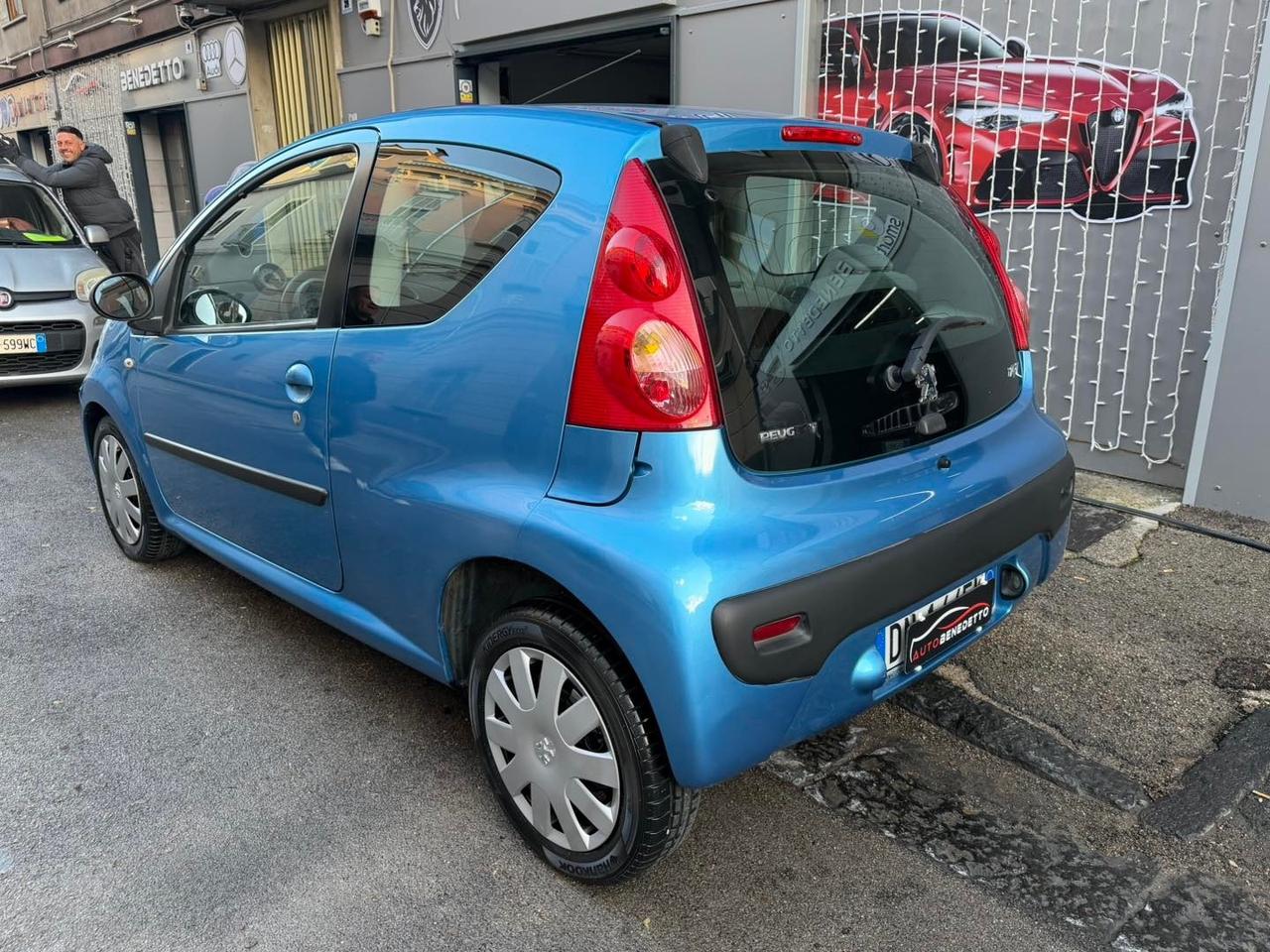 Peugeot 107 1.0 68CV 3p. Sweet Years 2008