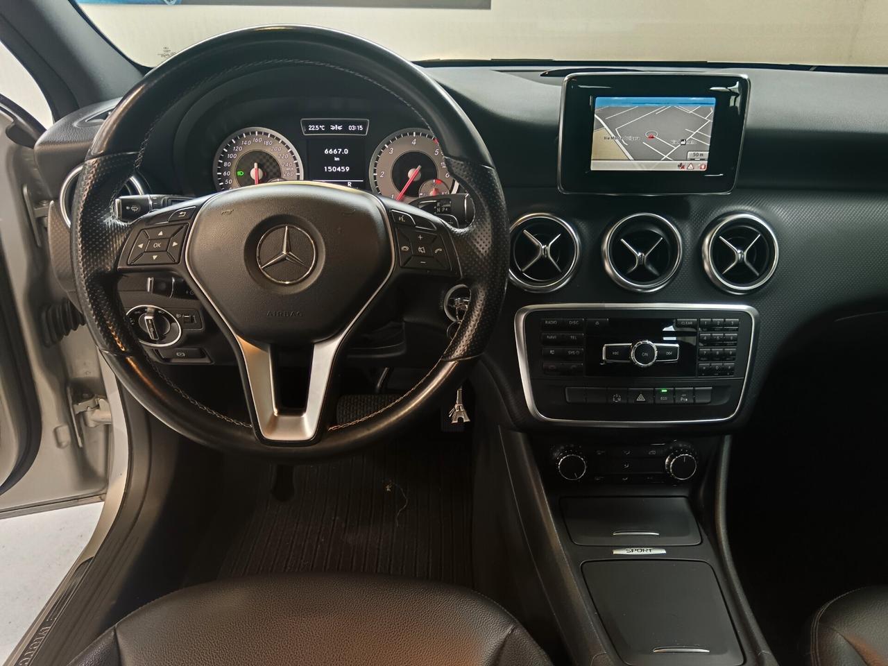 Mercedes-benz A 180 A 180 CDI BlueEFFICIENCY Automatic Sport