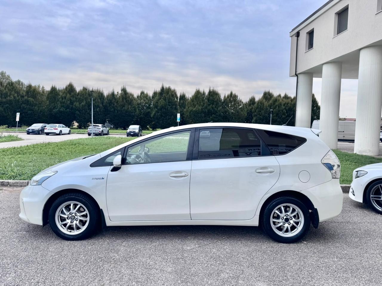 Toyota Prius Prius+ 1.8 Lounge 7 posti