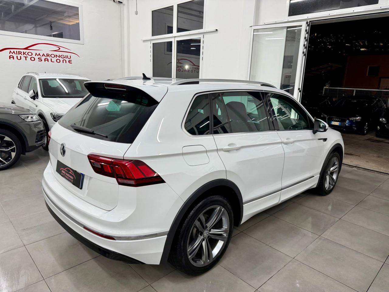 VW Tiguan 2.0 150 CV DSG R-Line FINANZIABILE