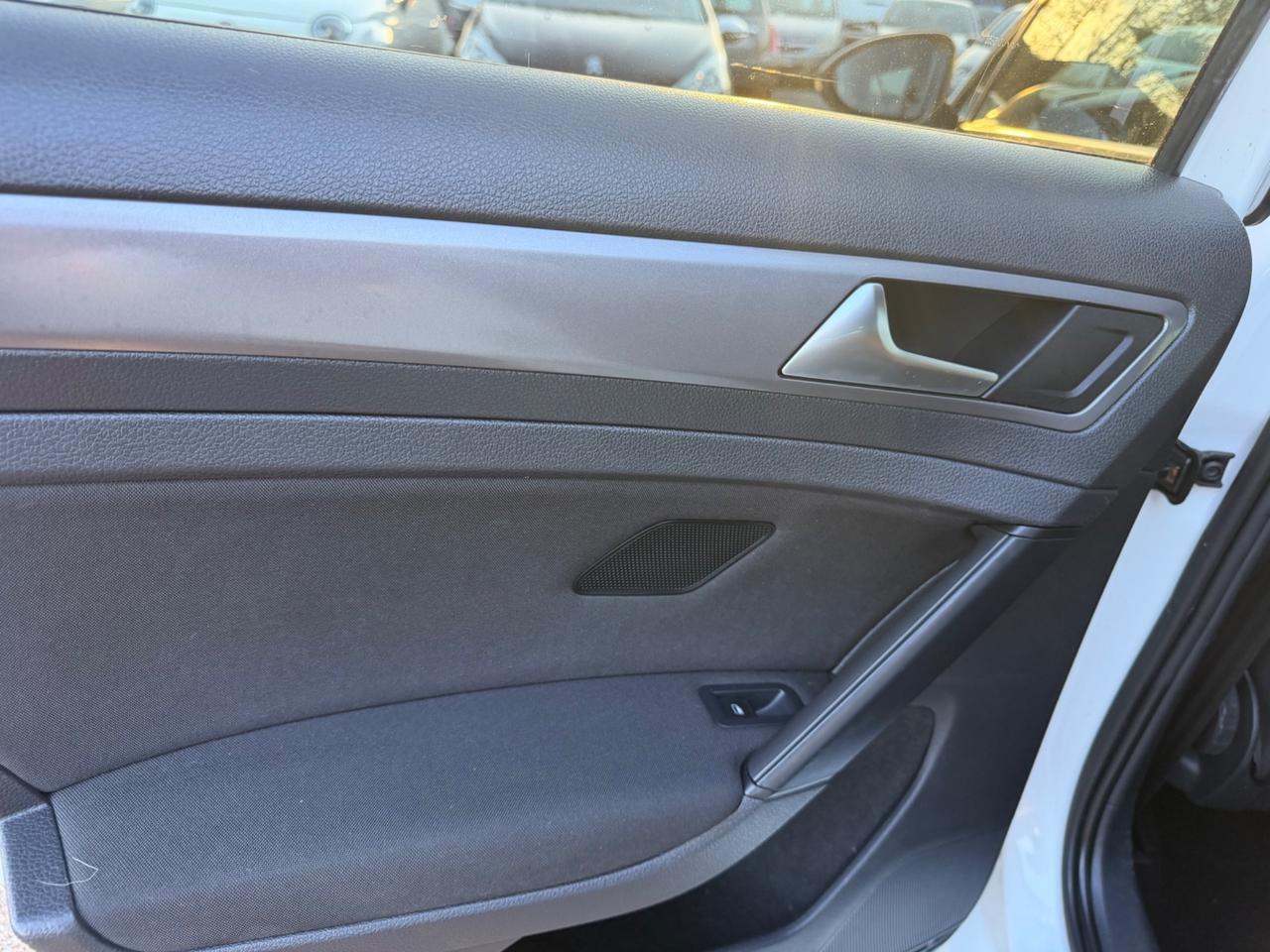 Volkswagen Golf 1.6 TDI 5p. Trendline BlueMotion Technology