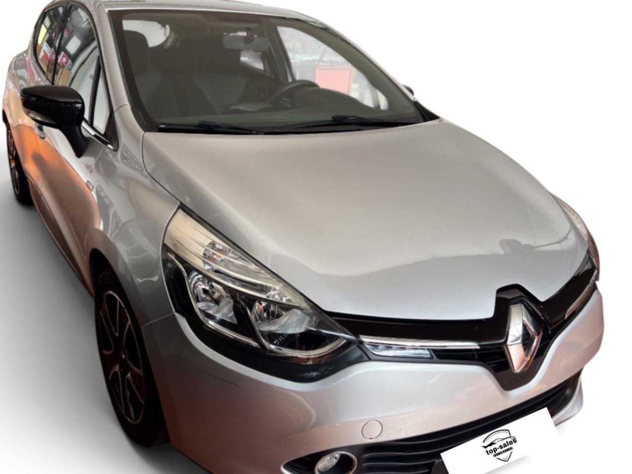 Renault Clio 1.2 75CV 5 porte Zen Si Neopatentati