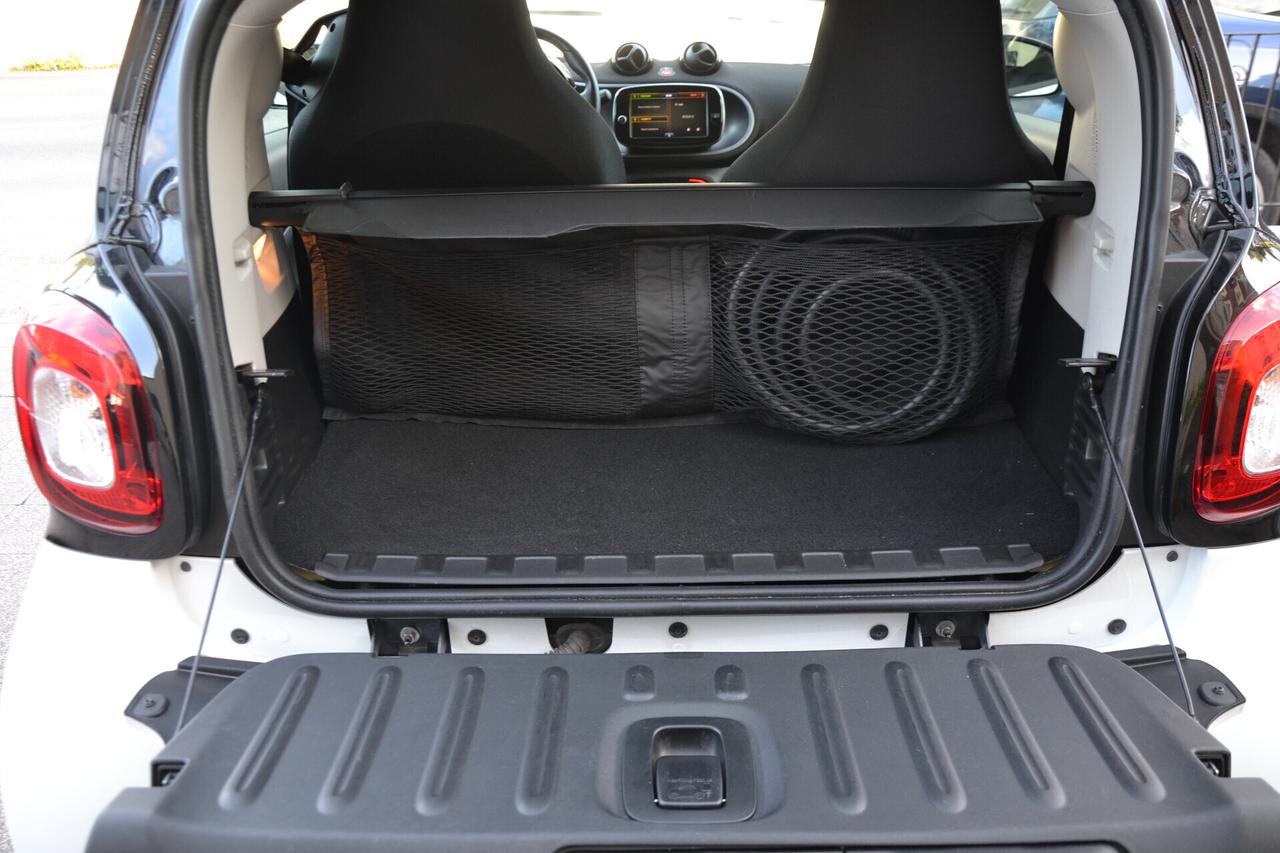 Smart ForTwo EQ PASSION **CARICA RAPIDA**PREZZO REALE*UNIPRO'**