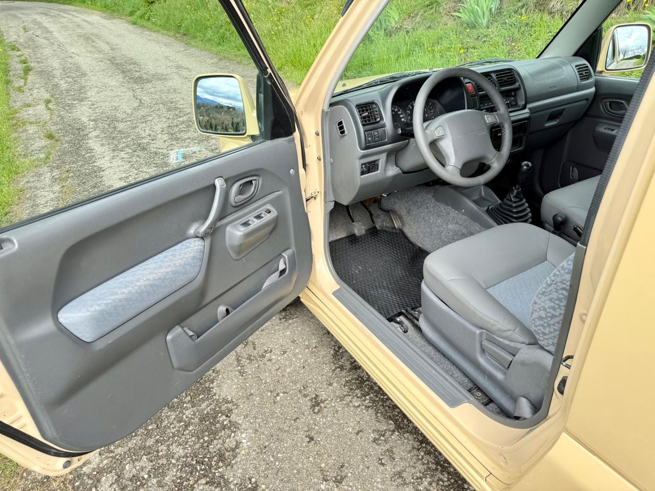 Suzuki Jimny 1.3i Cabrio 4WD RESTAURATO