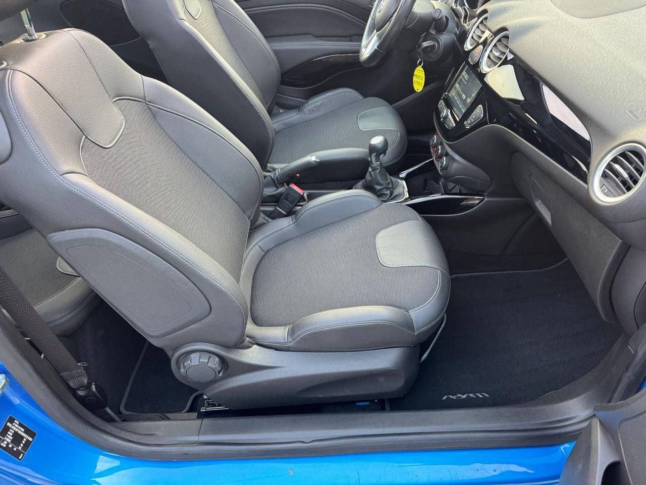 Opel Adam Rocks 1.2 70 CV Unlimited neopatentato
