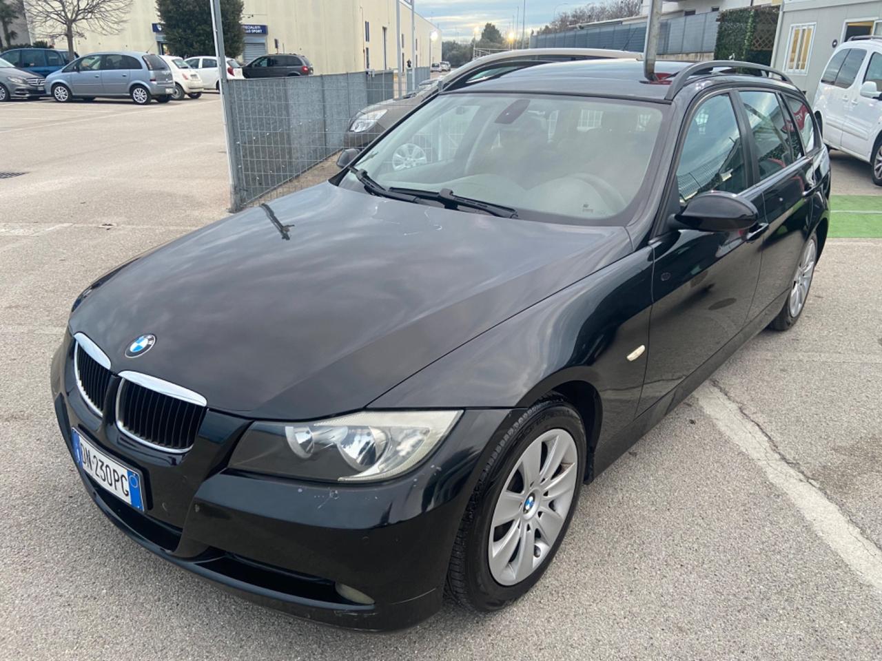 Bmw 318d Touring MSport doppio Tetto apribile perfetta