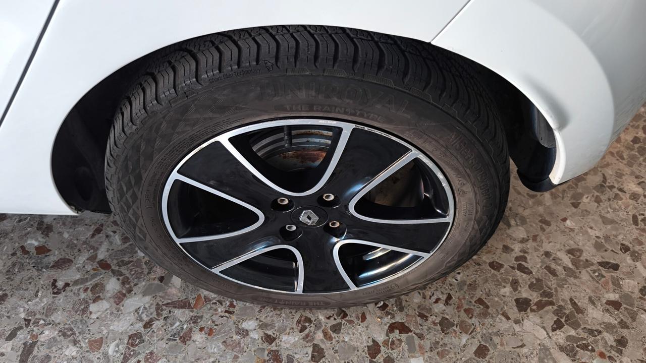 Renault Clio dCi 8V 75 CV Start&Stop 5 porte Energy Duel