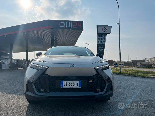 Toyota C-HR 2.0 Hybrid E-CVT GR Sport Black Editio