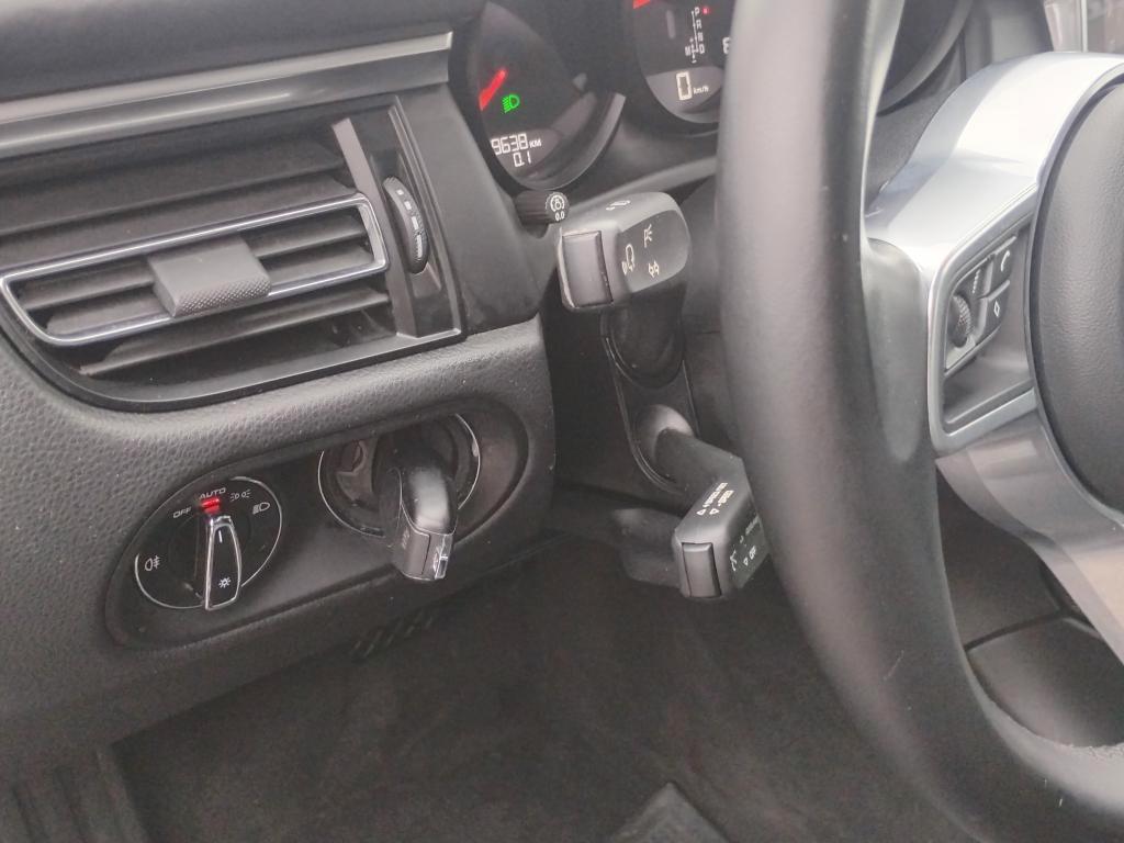 Porsche Macan 2.0 245cv pdk.TETTO PANORAMA.CERCHI 20