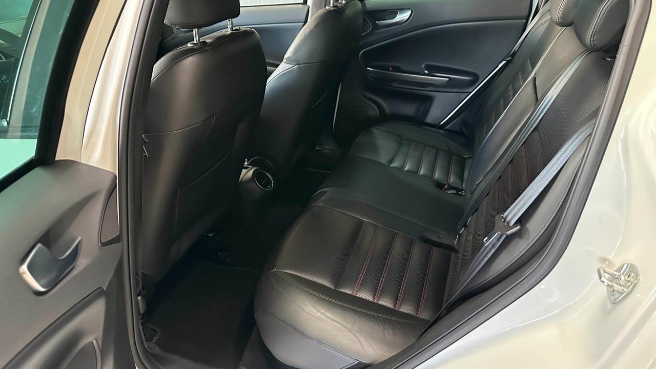 Alfa Romeo Giulietta 2.0 JTDm-2 140 CV Veloce